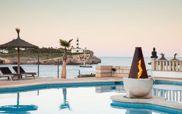 Orange Colom Seaside Apartments
