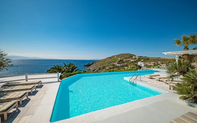 Live And Travel Greece