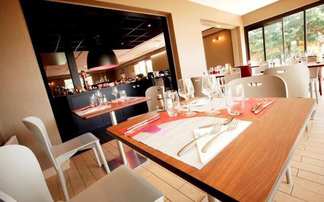 Greet Hotel Angouleme