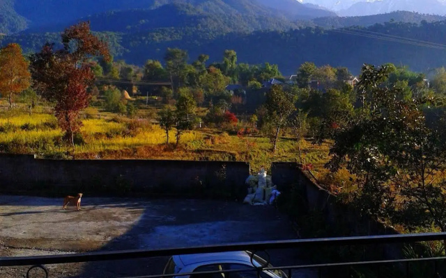 Hotel Thamsar