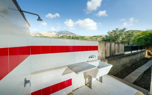 VILLA con giardino a 5 min dal mare