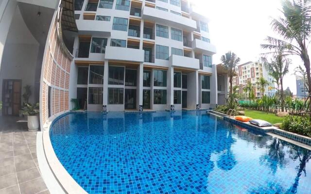Atom Phuket Hotel