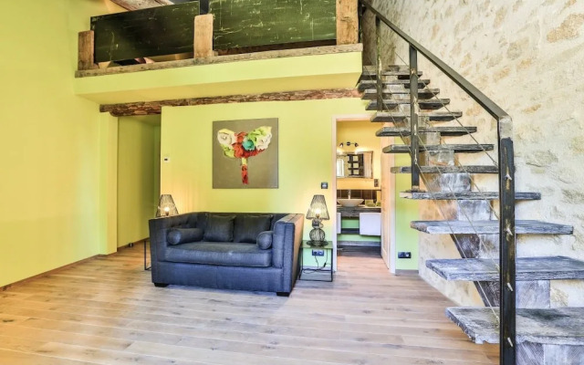 1784 Domaine de Lourmarin