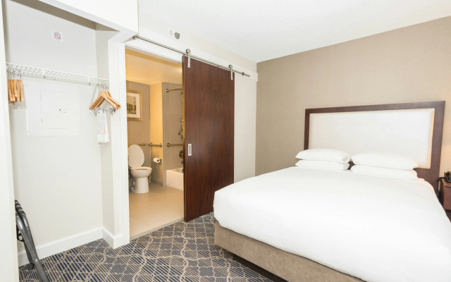 Doubletree Suites by Hilton at The Battery Atlanta