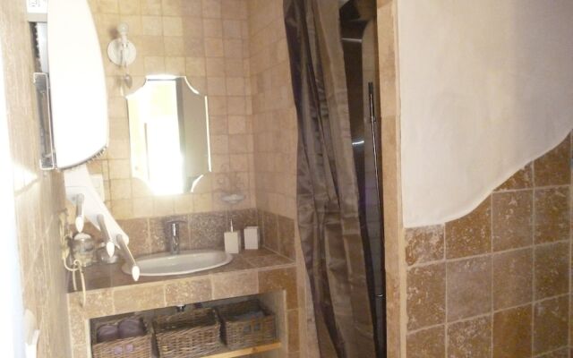 Yourte Les Bruyères de Gaschon