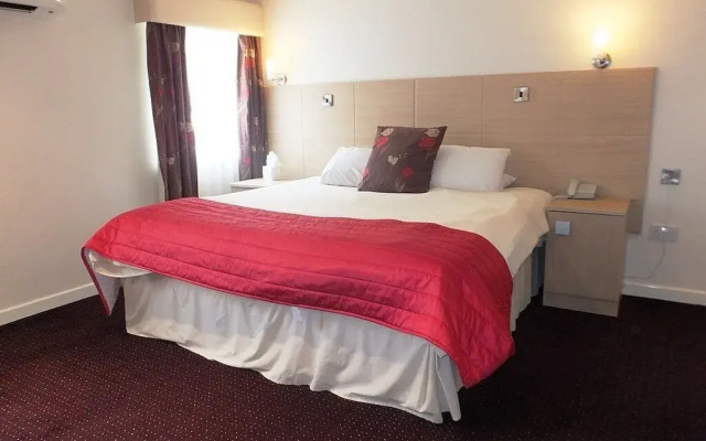 Cambridge Hotel Waterfront