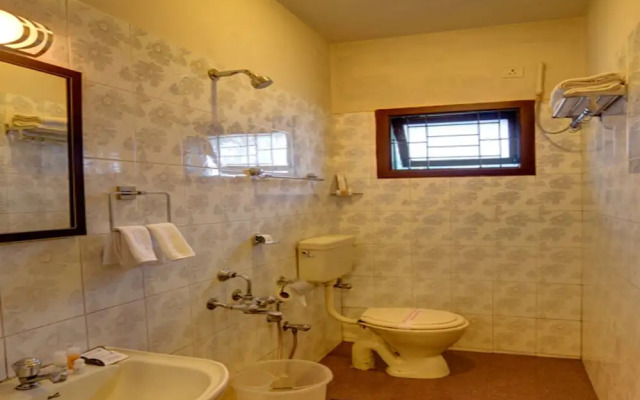 Pine Borough Inn