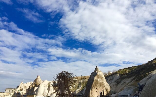 Mysterious Cave Suites