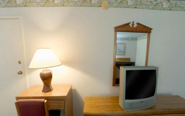 Americas Best Value Inn Litchfield