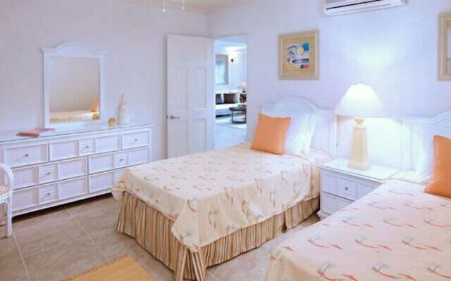 Condo Beach View 208