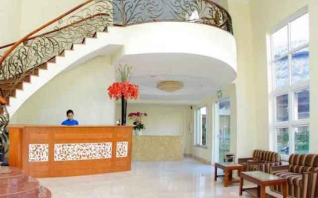 Hoa Binh Rach Gia Resort