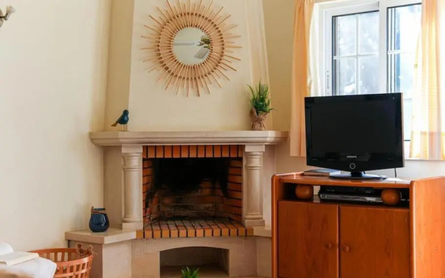 Villa Jóia da Galé by Stay-ici, Algarve Holiday Rental