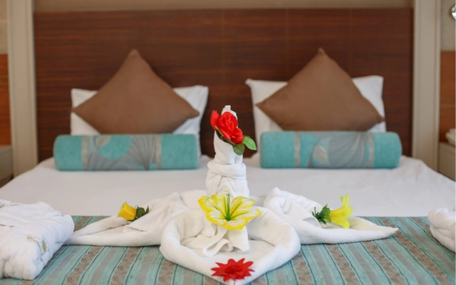 Side Crown Palace Ultra All Inclusive