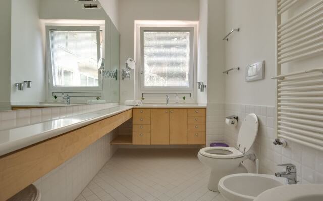 TriesteVillas LP 125