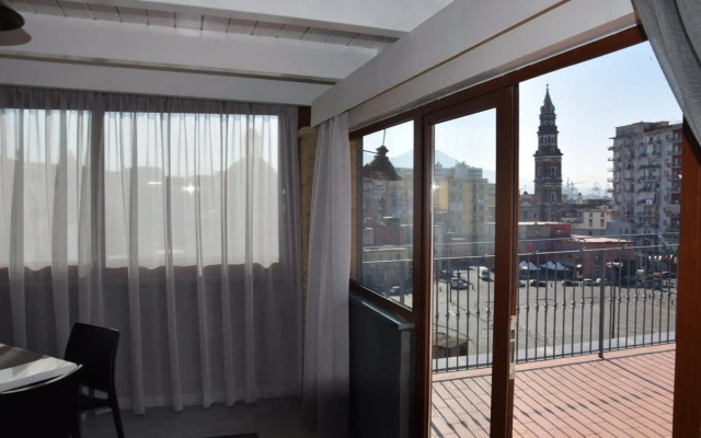 Fly Boutique Hotel
