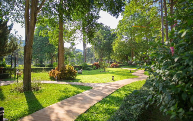 Phuphet Resort