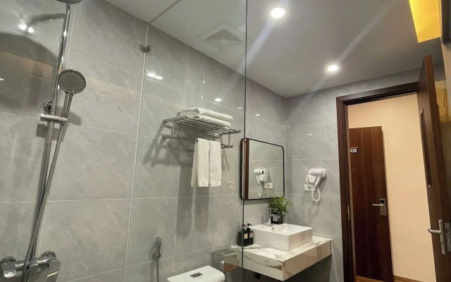 Central Halong Hotel