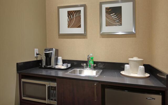 Holiday Inn Express And Suites - Vernon by IHG