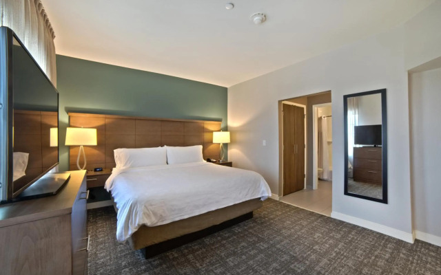 Staybridge Suites Houston - Humble Beltway 8 E by IHG