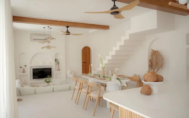 Mazari Luxury Villas