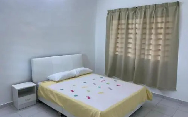 5 min to Qing Xin Ling Cultural Village Ipoh