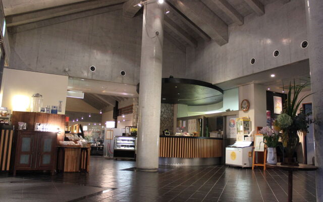 Tosawashi Kougeimura QRAUD