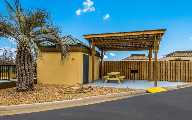 Quality Inn & Suites Dublin