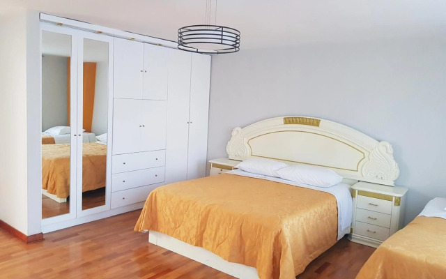 Le Prince Apart Tacna