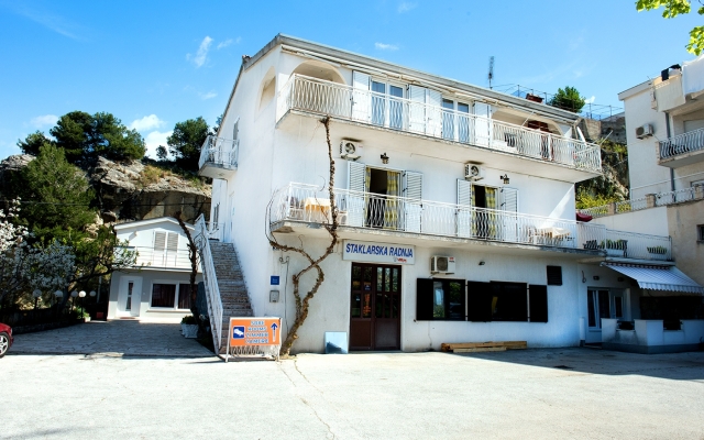 Robi - 50m From Beach - R1