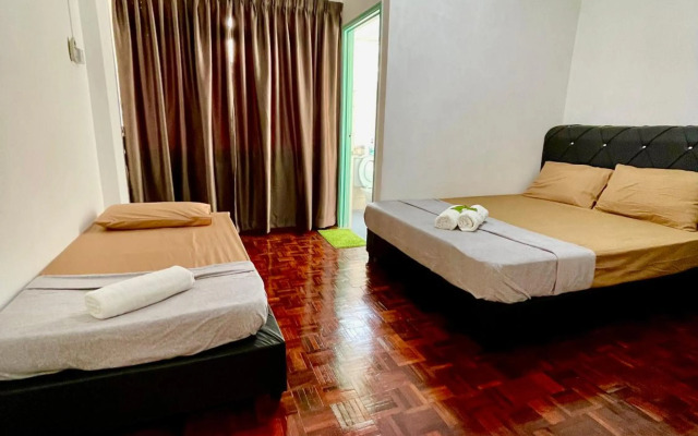 Sea La Vie Batik @ Laguna Resort