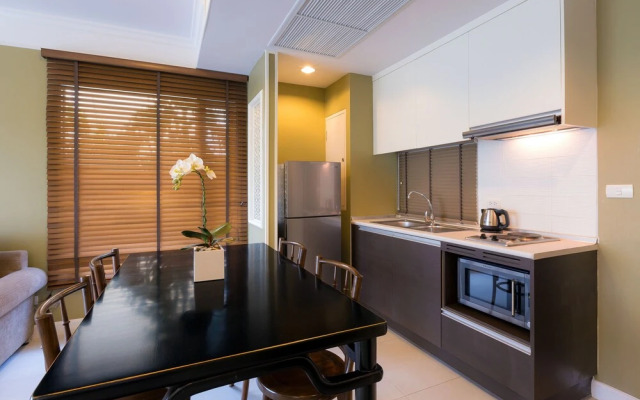 Baan SanPluem Beachfront Condominium