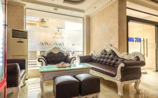 Duc Anh Hotel by OYO Rooms