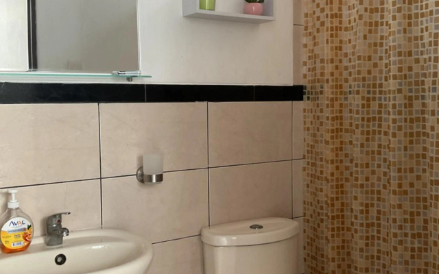 Apartamento familiar amoblado