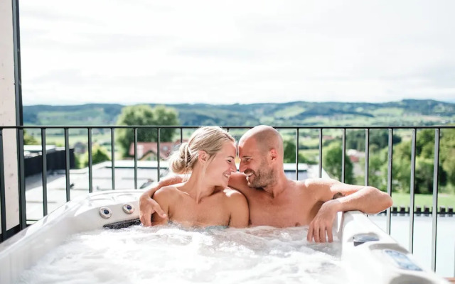 Stock & Stein Lodges