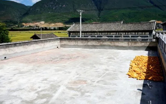 Jianchuan Liuxi Homestay – Outside – Dali