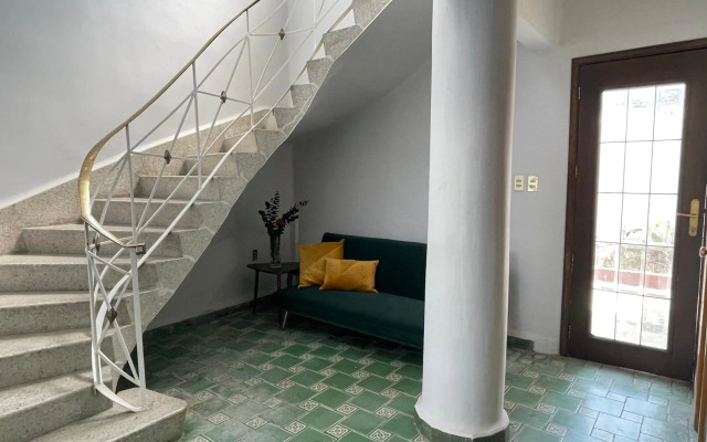 Céntrica casa, accesible a los lugares turísticos