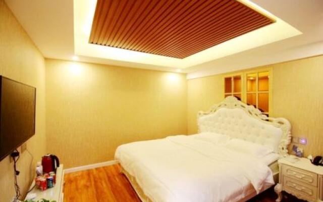 Qingdao 7 Nights Hotel