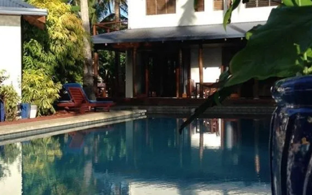 Devos - The Private Residence