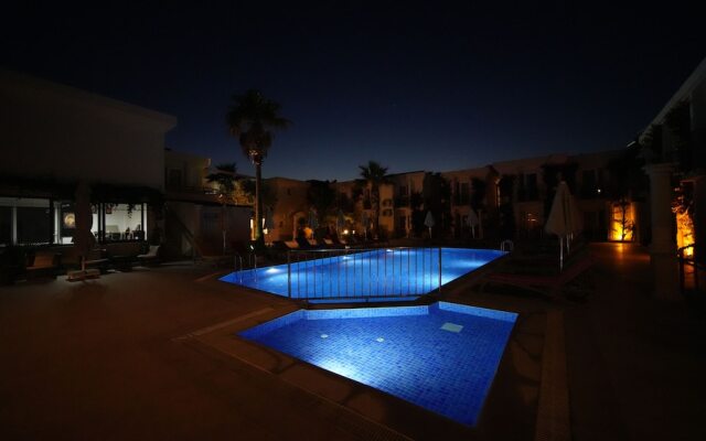 Zuzuu Beach Hotel