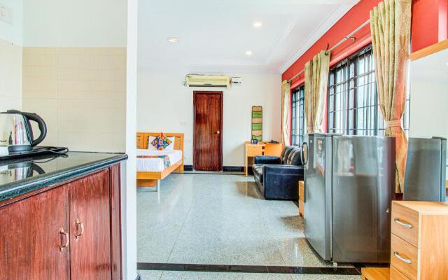 Fabhotel Emara Grand