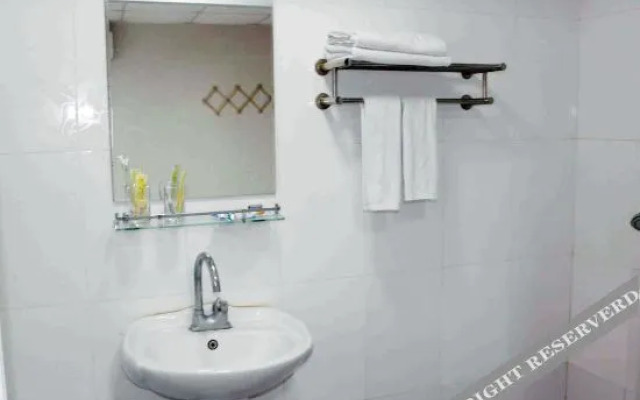 Xinmin Shuangxin Express Hotel