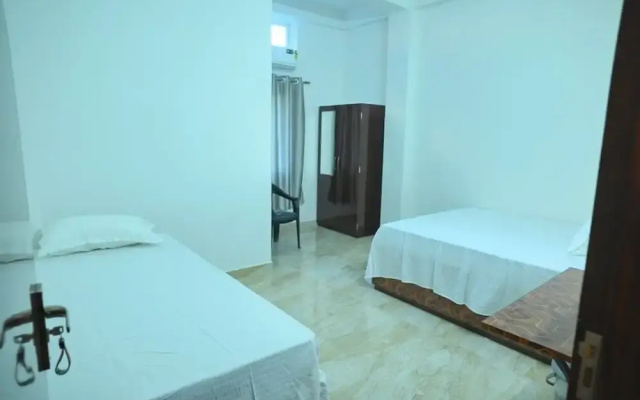 Hotel Tricon Residency