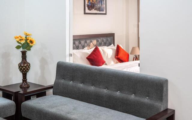 The Lodgers 1 BHK Serviced Apartment Golf Course Road Gurgaon