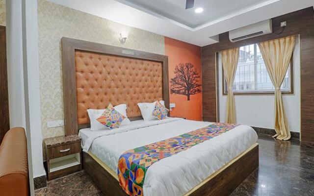 Fabhotel Ira International