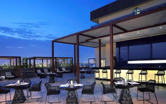 Pullman Dubai Creek City Centre Hotel & Residences