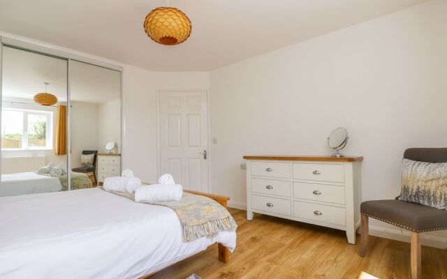 Strawberries & Cream Retreat