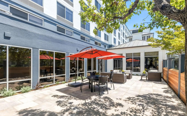 Hilton Garden Inn San Mateo