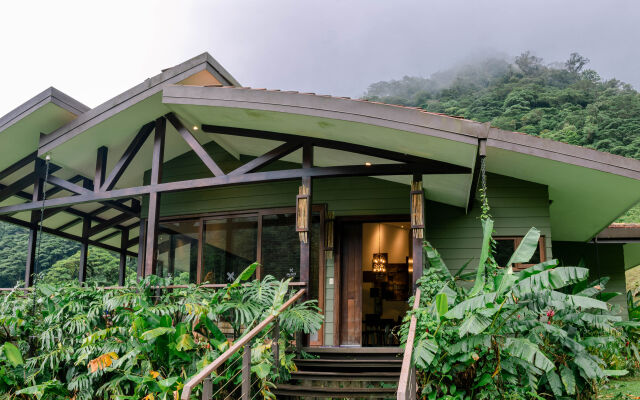 El Silencio Lodge and Spa