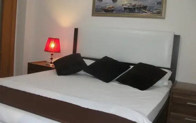 Ak Residence