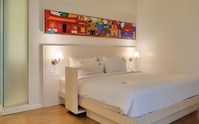 MaxOne Signature Glodok Jakarta
